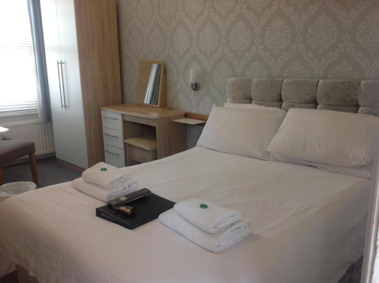 Grosvenor Hotel Robin Hood's Bay Ngoại thất bức ảnh